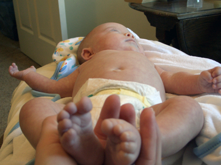 112607-after-bath-holding-feet-b.jpg