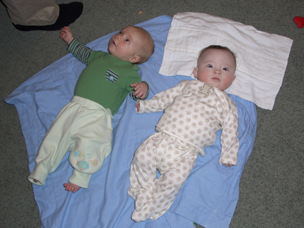 31708-wes-6-months-and-ethan-1-month-c.jpg