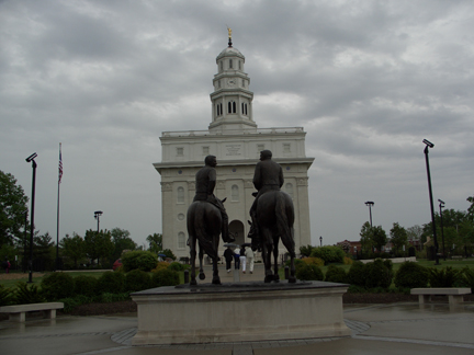 52208-temple-and-statues.jpg